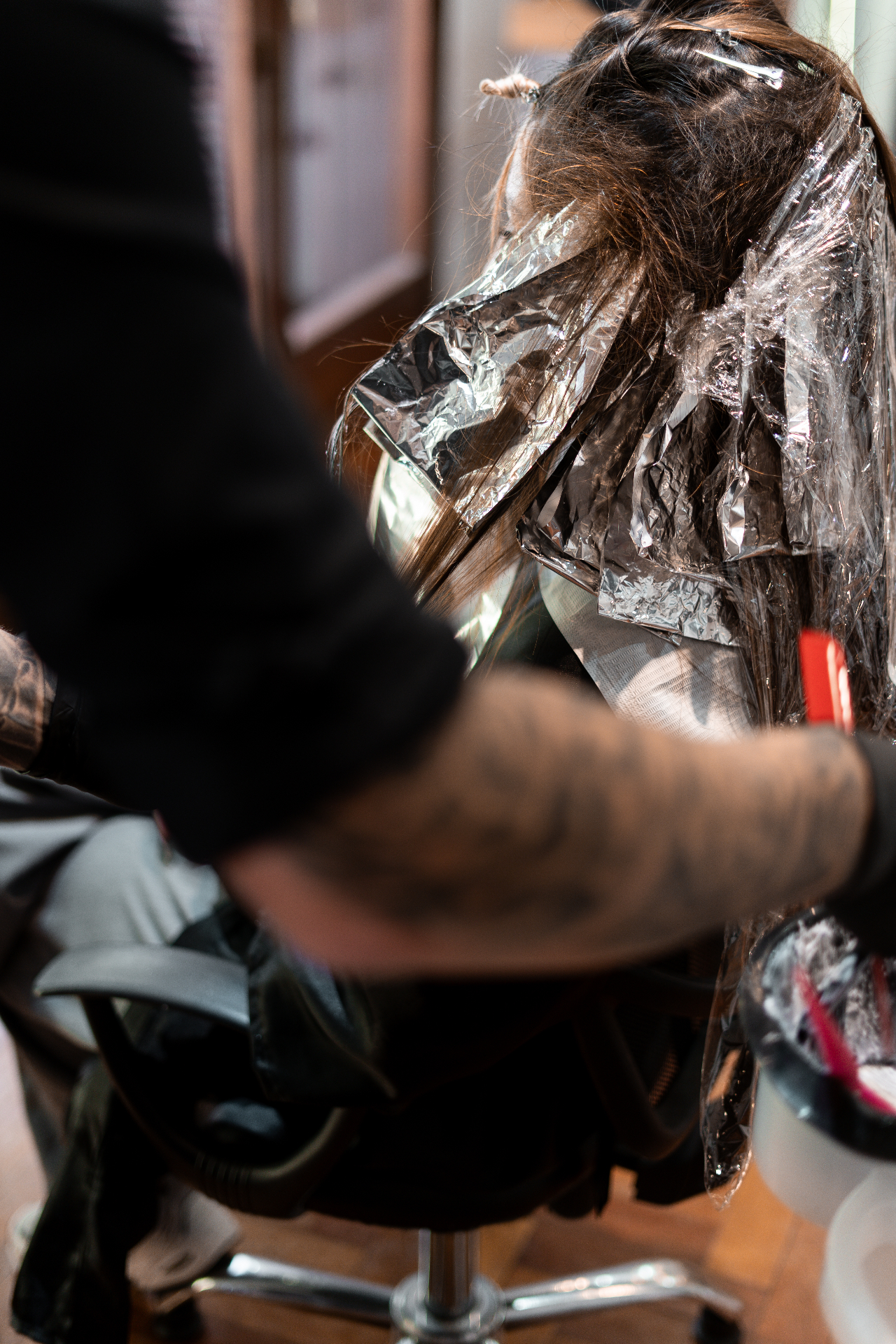 Proceso de coloración con papeles de aluminio